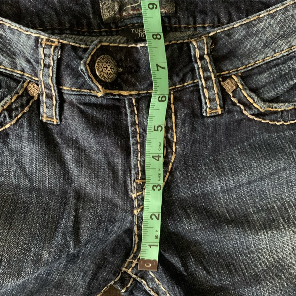 Silver Jeans Tuesday 16 1/2 Dark Wash Denim - Picture 10 of 10
